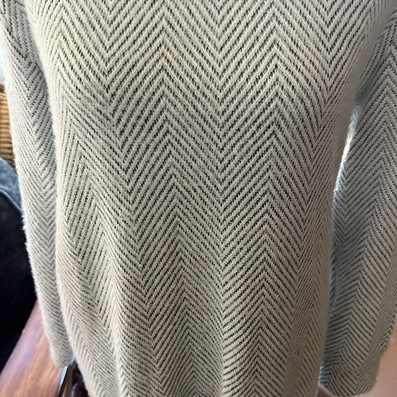 Lou & Grey Chevron sweater dress - Picture 2 of 6